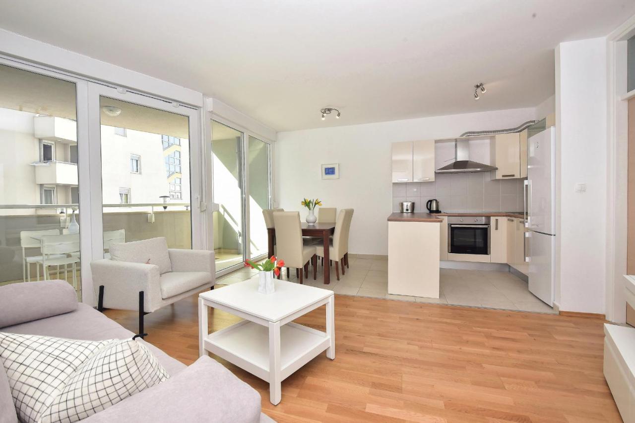 Sunshine Apartment Makarska Extérieur photo