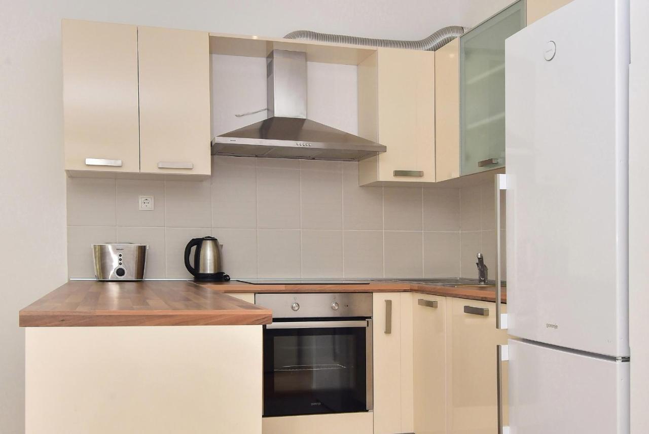 Sunshine Apartment Makarska Extérieur photo