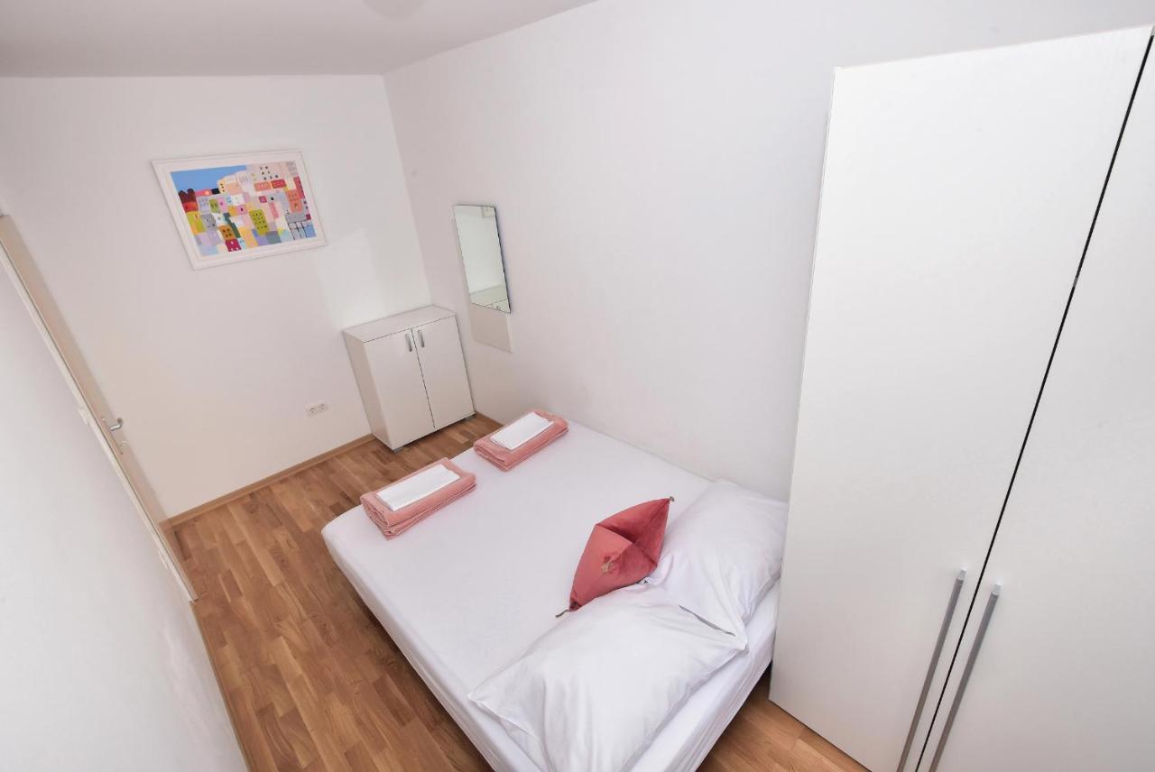 Sunshine Apartment Makarska Extérieur photo